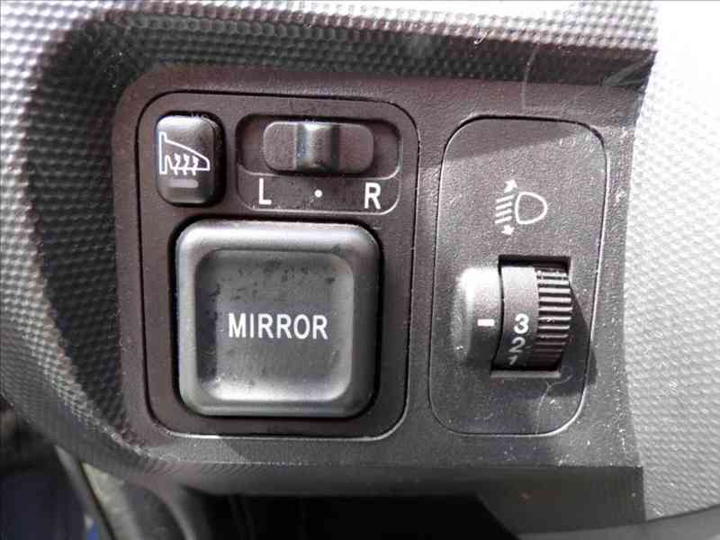 Honda Jazz 1,3 iDSi KLIMATIZACE - foto 14