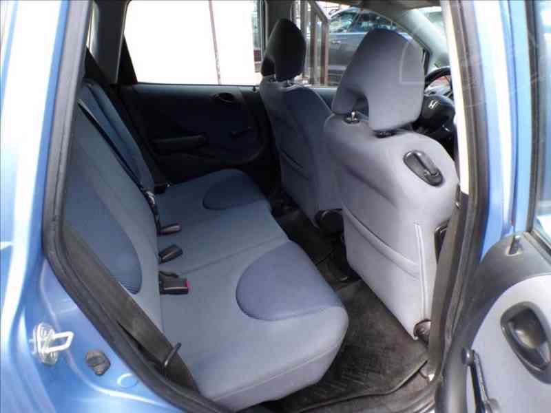 Honda Jazz 1,3 iDSi KLIMATIZACE - foto 10