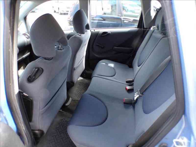 Honda Jazz 1,3 iDSi KLIMATIZACE - foto 8