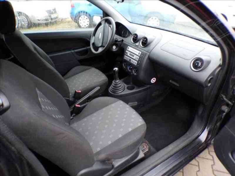 Ford Fiesta 1,3 i KLIMA - foto 11