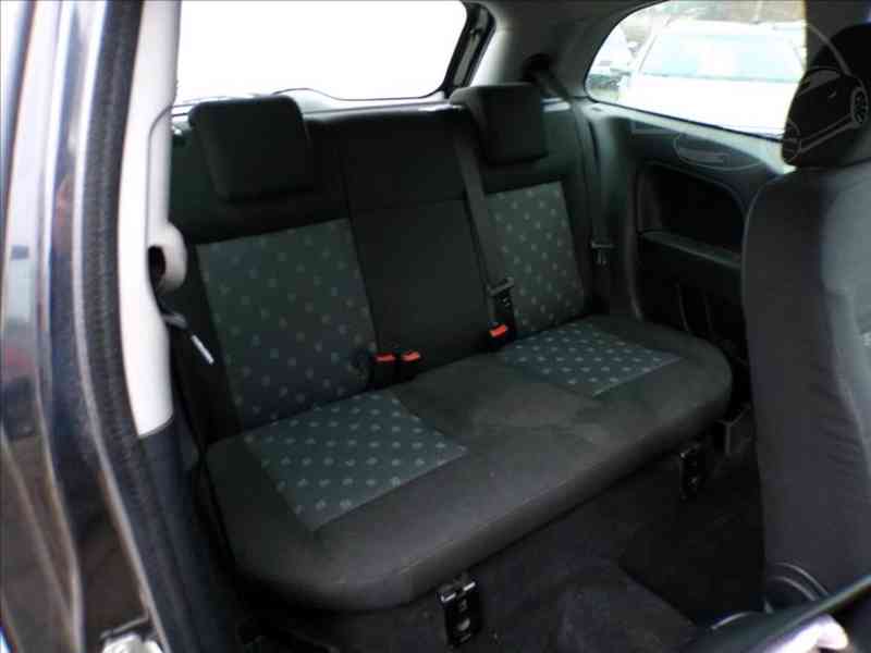 Ford Fiesta 1,3 i KLIMA - foto 10
