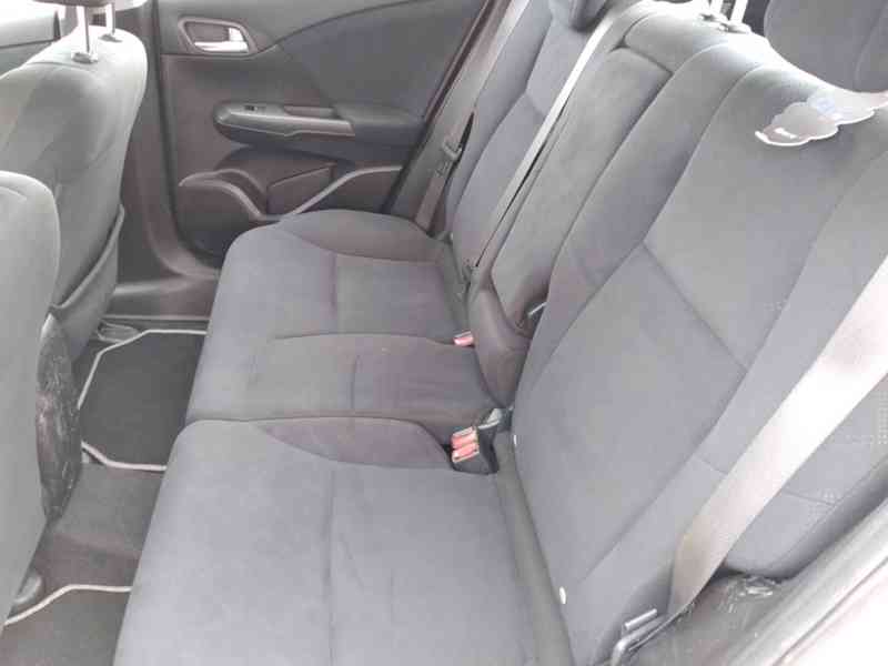HONDA CIVIC 2.2 i-DTEC SPORT ČR,AC,SERVISKA - foto 11