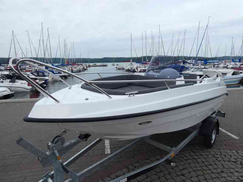 Nový motorový člun Giant 475 Sport+MOTOR - foto 4