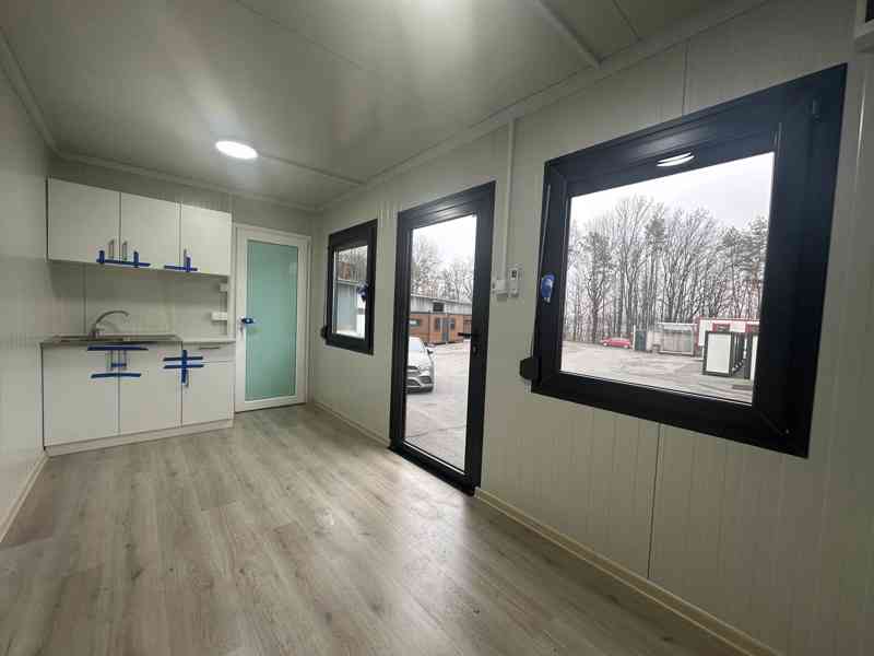 Obytný zahradní domek s koupelnou 6x2,4m, NOVÝ - foto 2