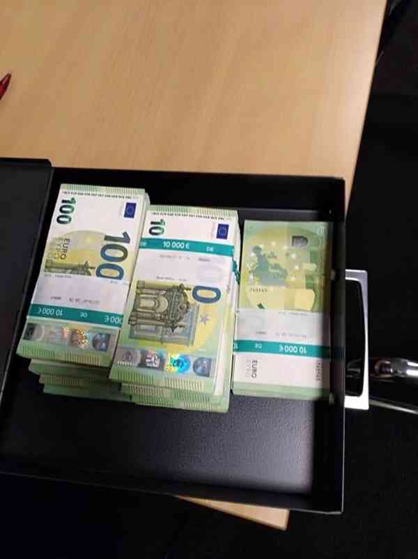 MEZINÁRODNÍ STRUKTUROVANÉ FINANCOVÁNÍ – ŘEŠENÍ NA MÍRU - foto 2