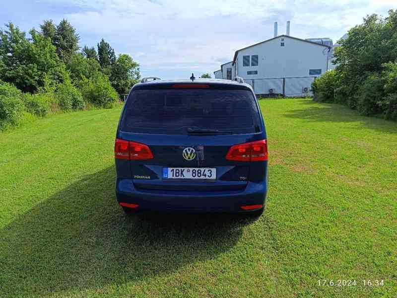 Volkswagen Touran 1,6   Touran, Komfortline - foto 7