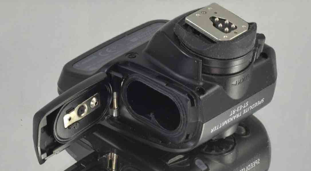 Canon Speedlite Transmitter ST-E3-RT - foto 4