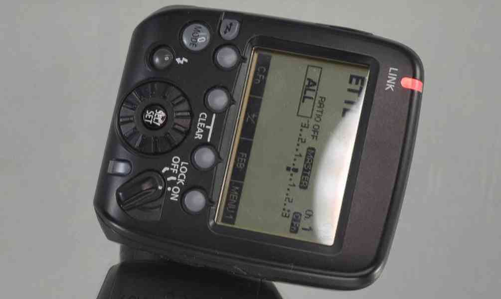 Canon Speedlite Transmitter ST-E3-RT - foto 6