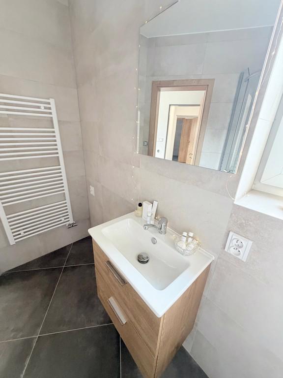 PRONÁJEM NOVOSTAVBY BYTU 2+KK S PARKOVACÍM STÁNÍM V BRNĚ - foto 10