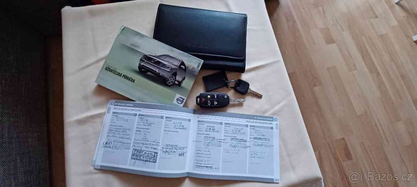 Volvo XC90 2,4   7 míst 4x4 D5 147kW - foto 3