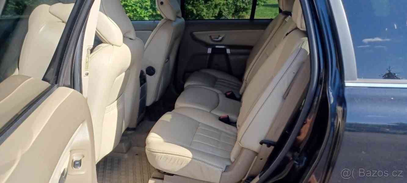 Volvo XC90 2,4   7 míst 4x4 D5 147kW - foto 7