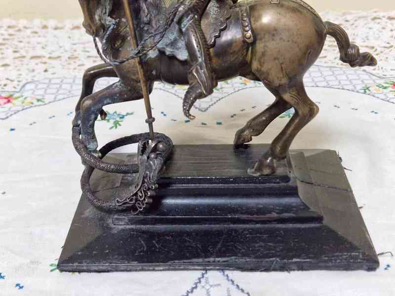 Bronzová velmi stará Socha Jezdec Svatý Jiří na Koni a Drak - foto 2