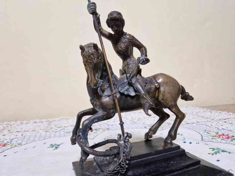 Bronzová velmi stará Socha Jezdec Svatý Jiří na Koni a Drak - foto 6