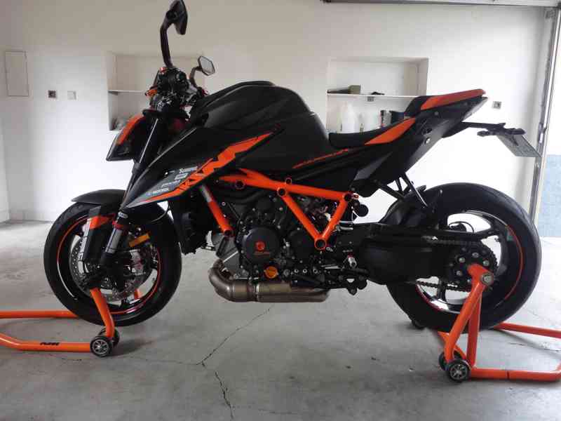 Motocykl 1290 R Super Duke - foto 4