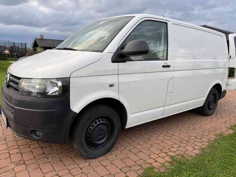 Volkswagen Transporter T5 - foto 1