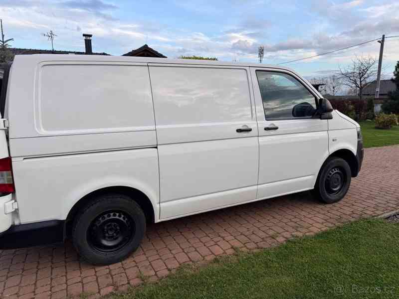 Volkswagen Transporter T5 - foto 4