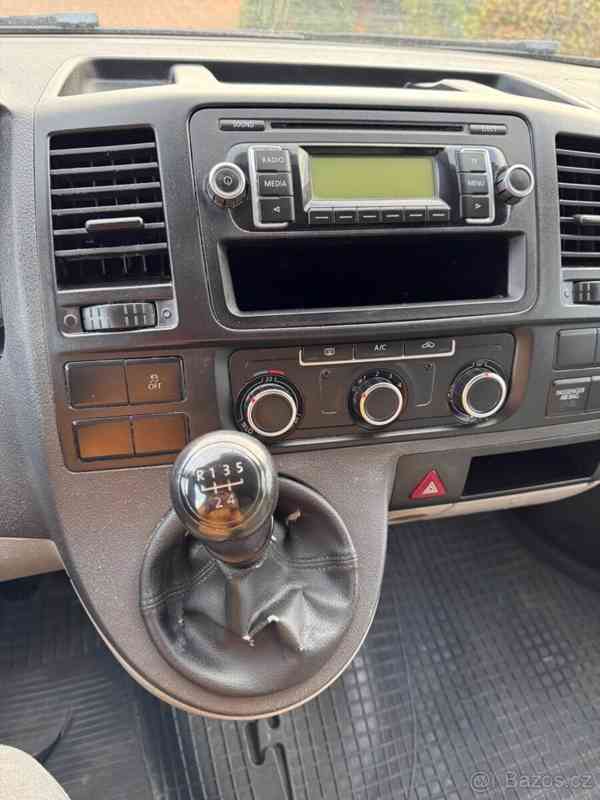 Volkswagen Transporter T5 - foto 6
