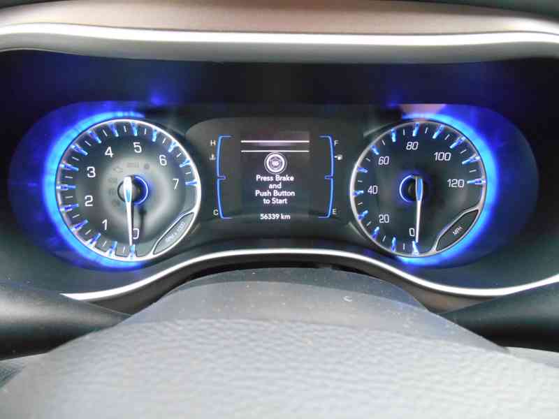 CHRYSLER PACIFICA 3,6L DVD 8 MÍST TOURING L 2018 - foto 16