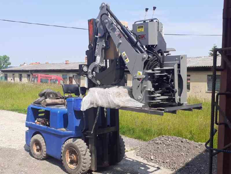 Podkop za traktor - foto 7