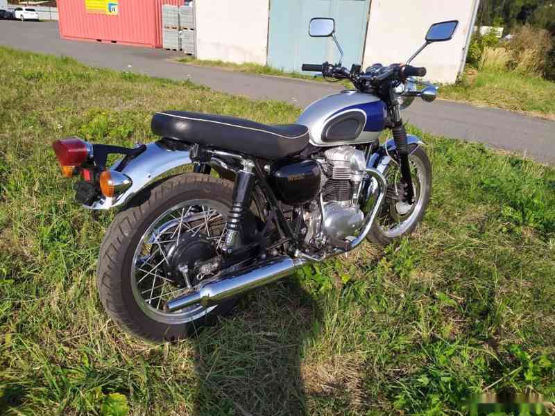 KAWASAKI W650 - foto 7