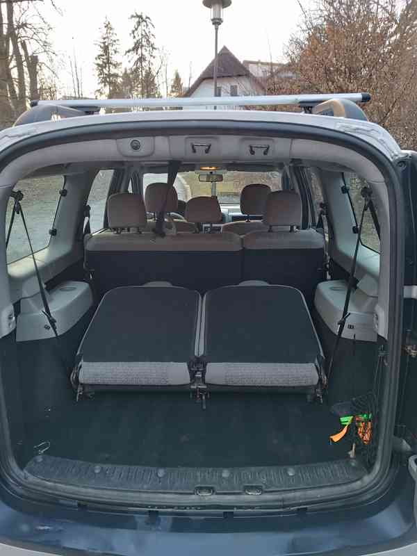 Dacia Logan, 7 míst - foto 4