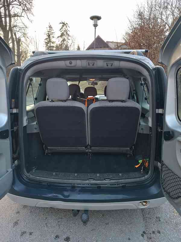 Dacia Logan, 7 míst - foto 5