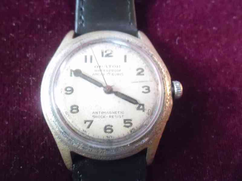 Staré Švýcarské hodinky ORATOR - Funkční