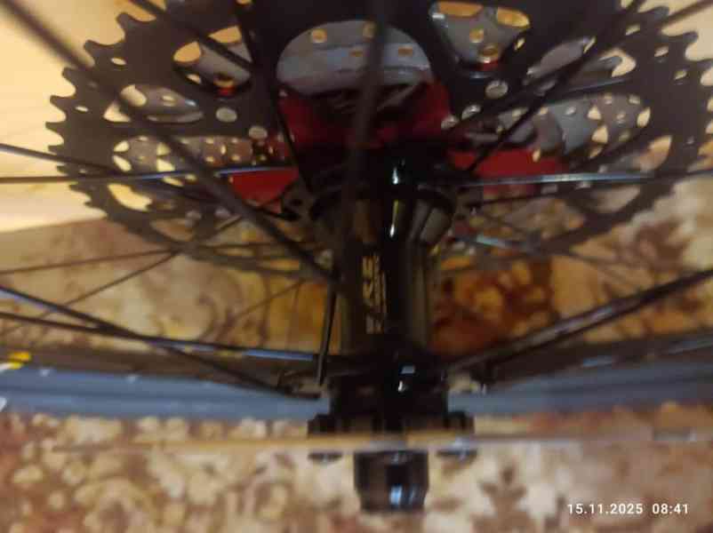 Prodám kompletní kola BONTRAGER Connection/DC20 29 Disc  - foto 10