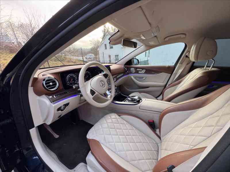 Mercedes-Benz Třídy E 3,5 - foto 3
