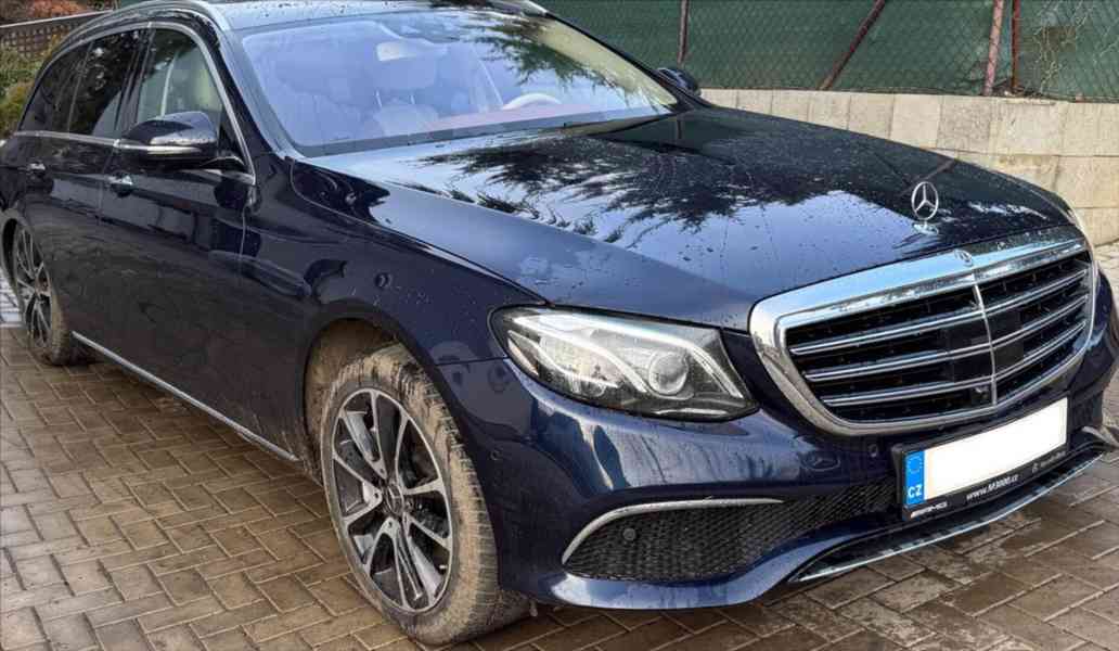 Mercedes-Benz Třídy E 3,5 - foto 1