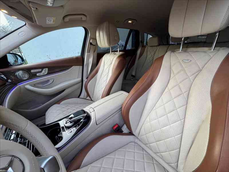 Mercedes-Benz Třídy E 3,5 - foto 2