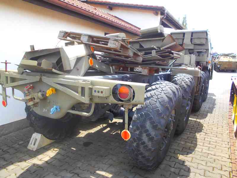Tatra 813 8x8 RM-70 - foto 4