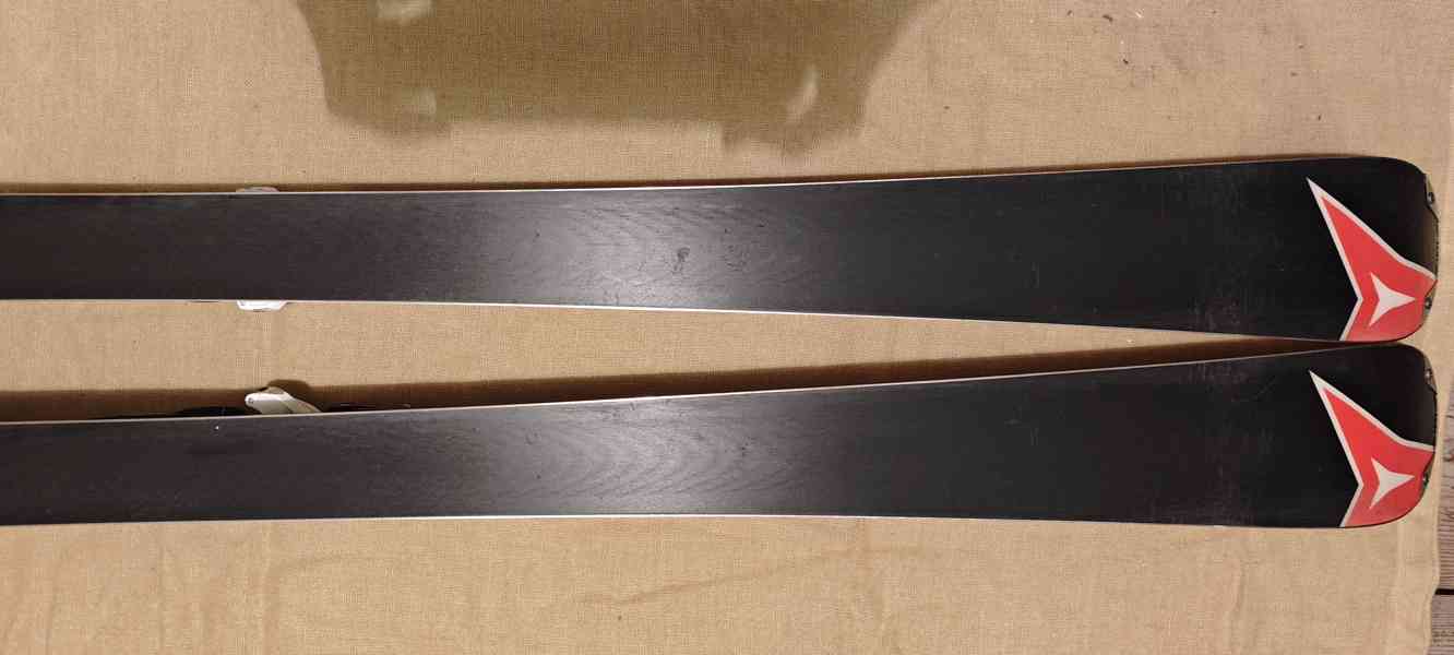 Lyže ATOMIC RACE SL 170 - foto 5