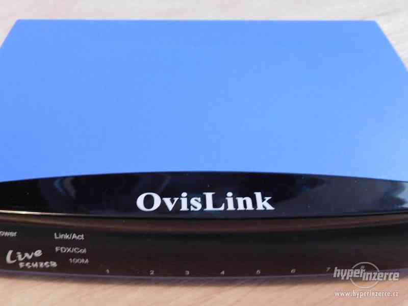 Switch 8 portů 100M OvisLink FSH8SB - foto 4