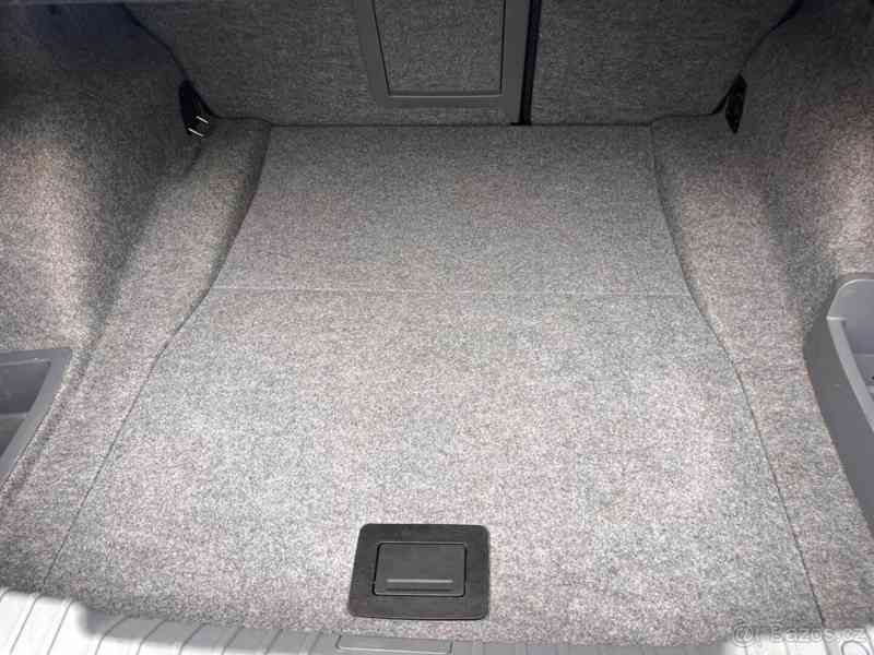 BMW Řada 3 3,0   330d M-paket, manuál, 180 kW - foto 3