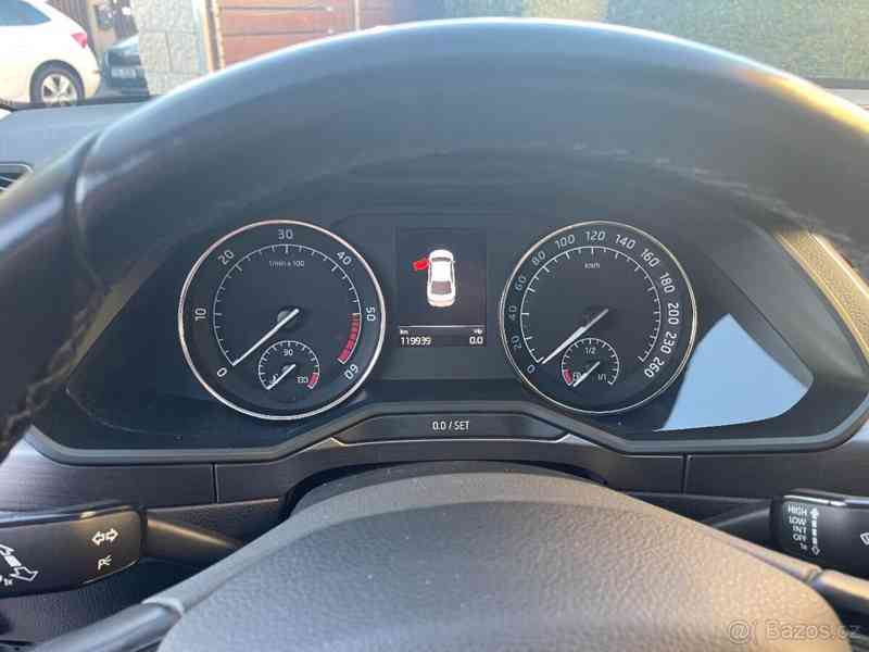Škoda Superb 2,0   2018 Style DSG Liftback šedá - foto 7