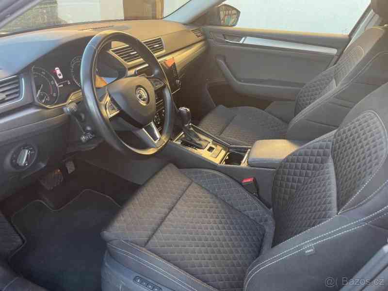 Škoda Superb 2,0   2018 Style DSG Liftback šedá - foto 6