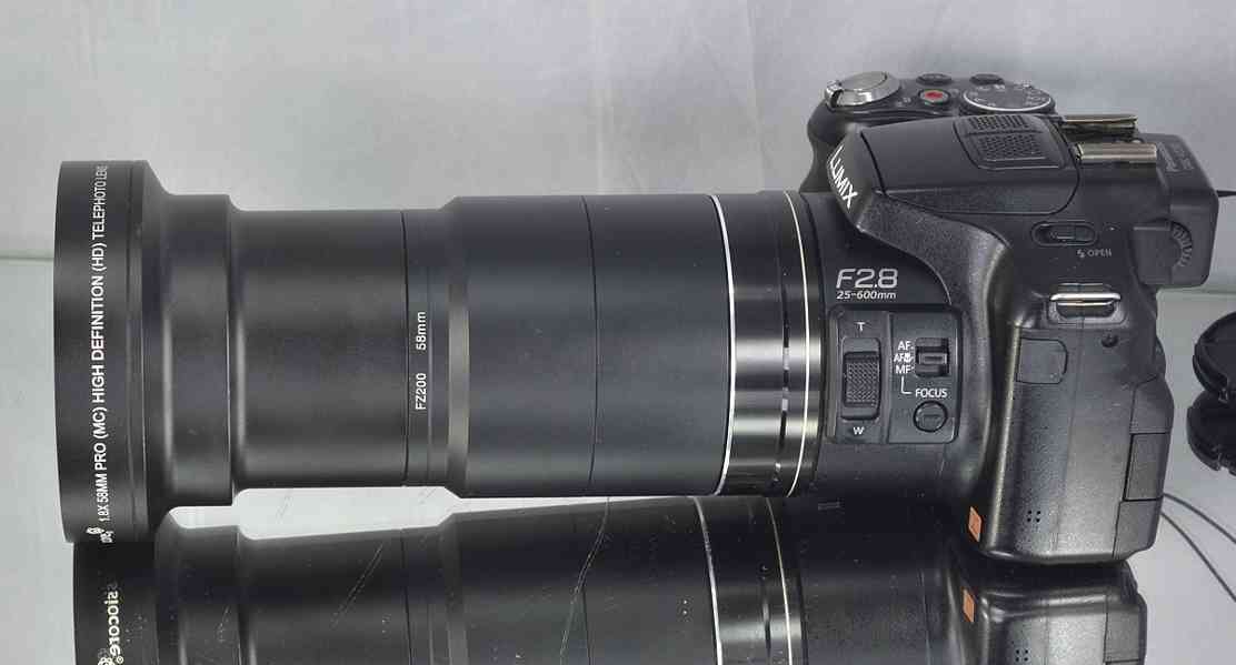 Panasonic Lumix DMC-FZ200 1.8xTelekonverter*brašna - foto 5