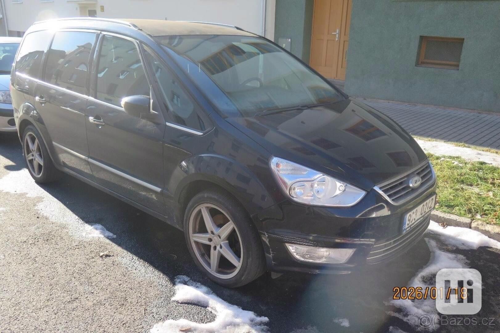 Ford Galaxy 2,2 - foto 1