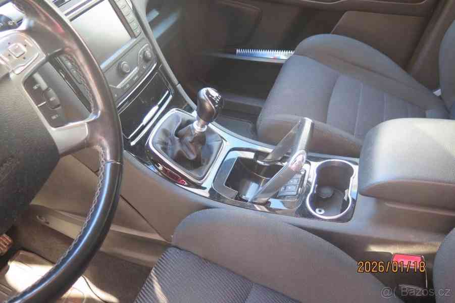 Ford Galaxy 2,2 - foto 13