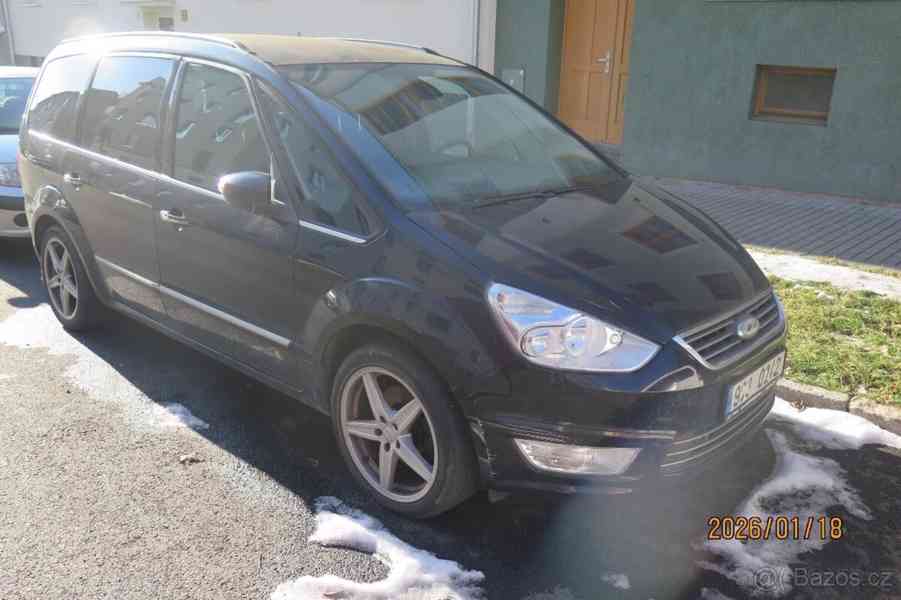 Ford Galaxy 2,2 - foto 1