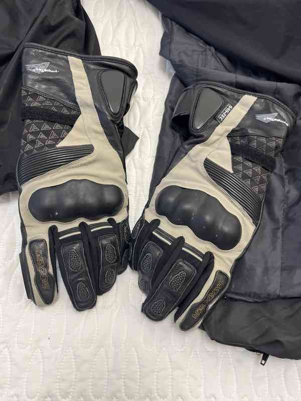 Moto komplet Modeka Panamericana II 4XL + rukavice - foto 22