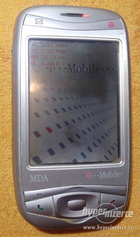 6x výsuvný a výklopný mobil +HTC MDA -k opravě nebo na ND!!! - foto 9