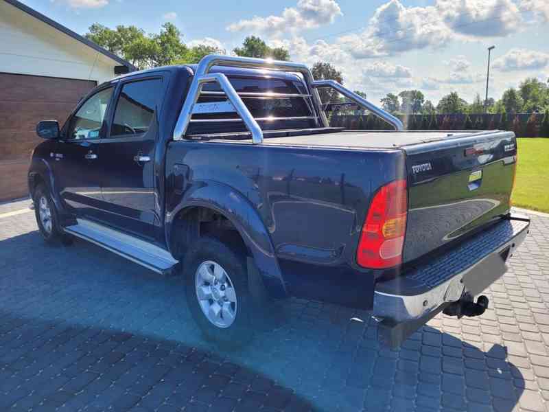 Toyota Hilux 2.5 D4D 4x4 88kw - foto 3