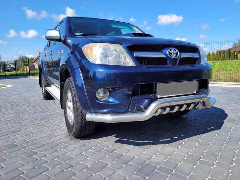 Toyota Hilux 2.5 D4D 4x4 88kw - foto 6