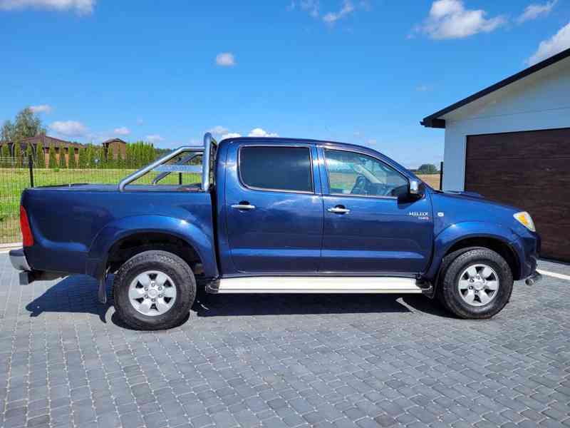 Toyota Hilux 2.5 D4D 4x4 88kw - foto 4