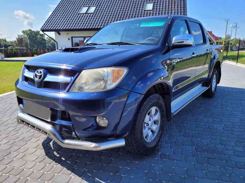 Toyota Hilux 2.5 D4D 4x4 88kw - foto 13