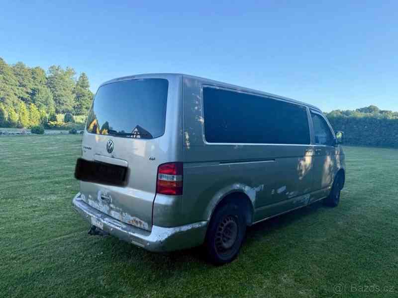 Volkswagen Caravelle 2,5   T5 long - foto 2