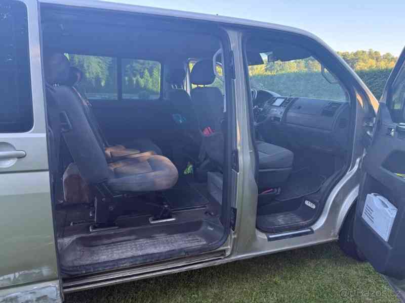 Volkswagen Caravelle 2,5   T5 long - foto 7