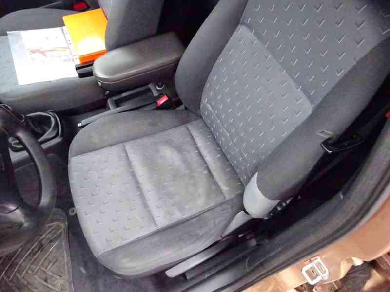 Škoda Octavia 1.9 TDI r.v.2001 (66 KW) KLIMA - foto 10